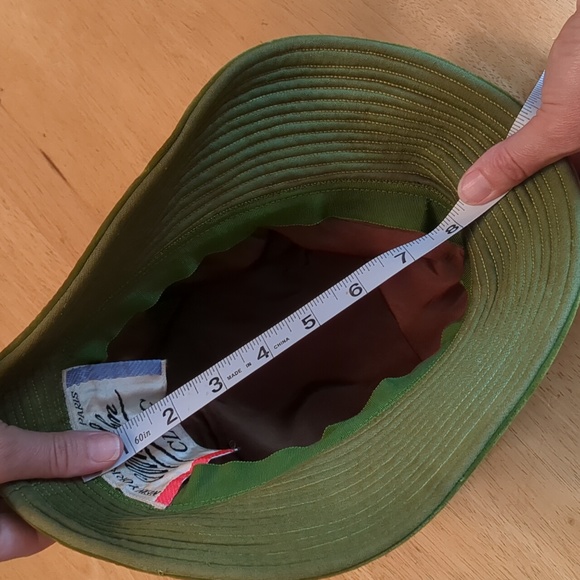 1960s Vintage Green Velvet Bucket Hat Mr. John Classic Paris New York - Picture 7 of 9